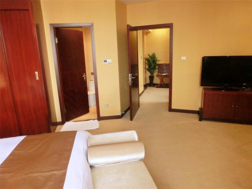 Yue Xiu Hotel גואנגג'ואו חדר תמונה