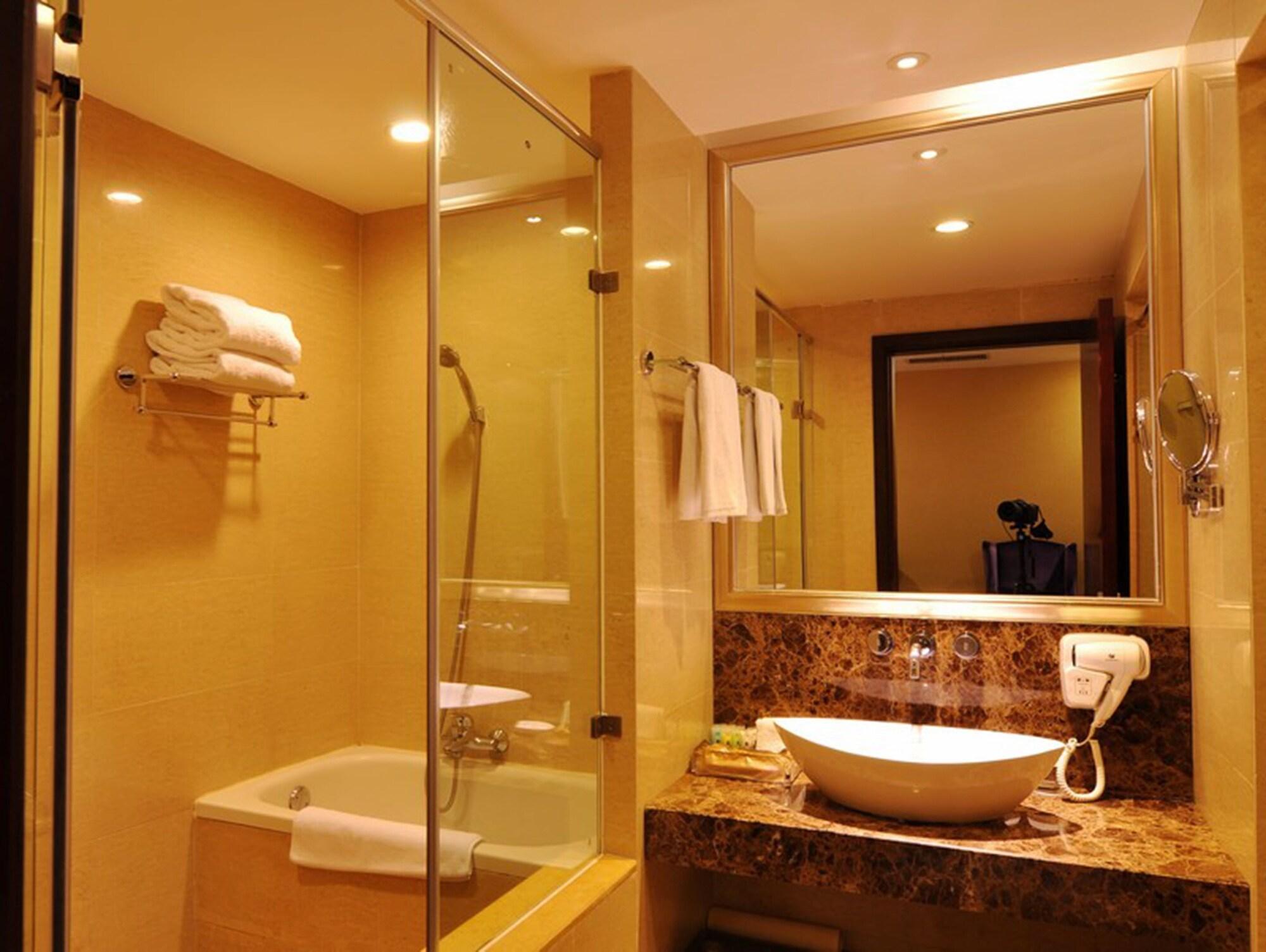 Yue Xiu Hotel גואנגג'ואו מראה חיצוני תמונה
